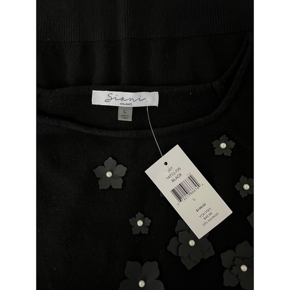 Sioni Women’s Black Floral Embellished Top Size Large - Picture 4 of 8